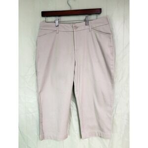 St. John's Bay Women's Bermuda Shorts Beige 98% Cotton 2% Spandex Size 10 Beach